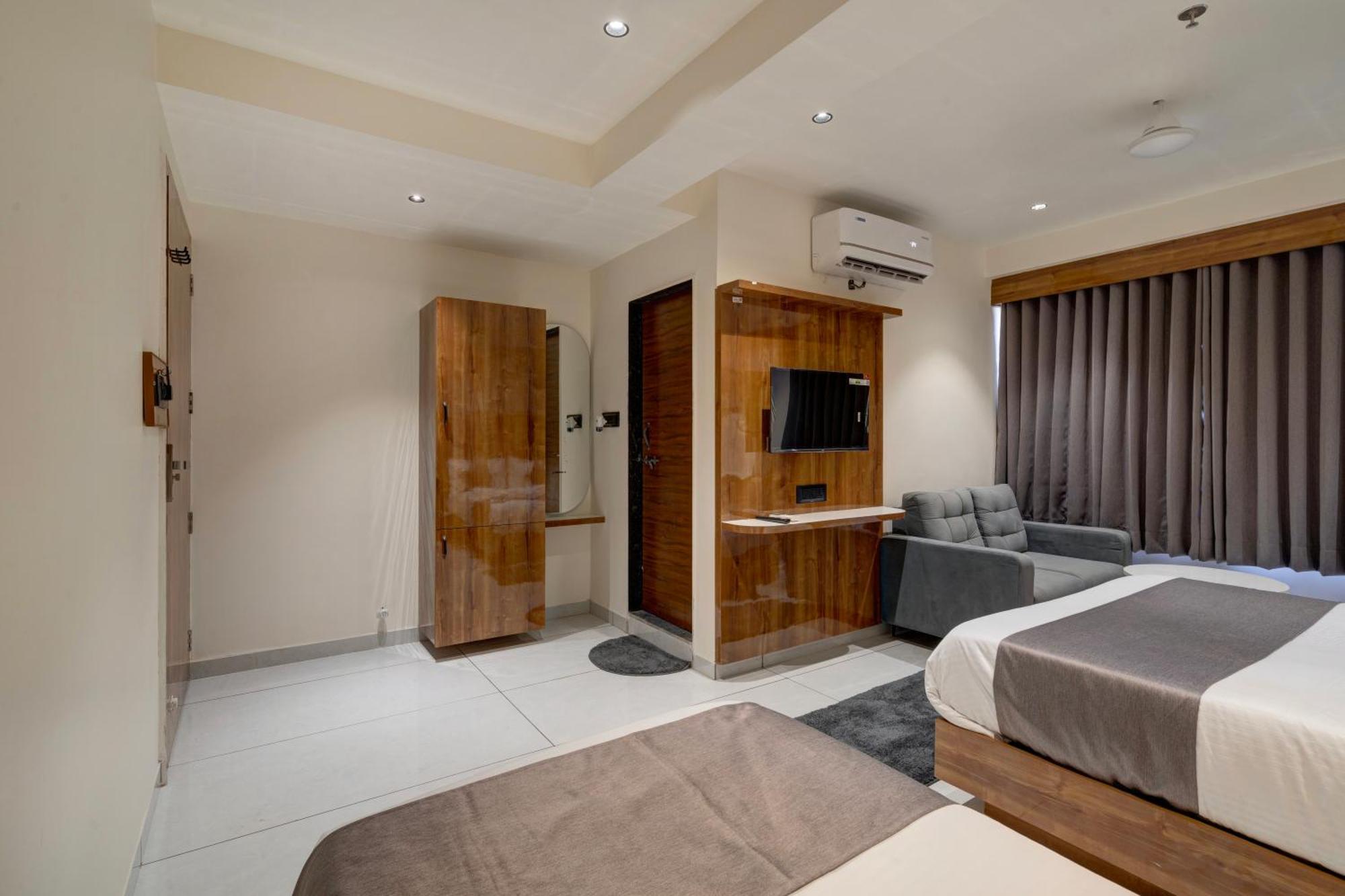 Hotel Shrimad Villa جاندي نجر المظهر الخارجي الصورة