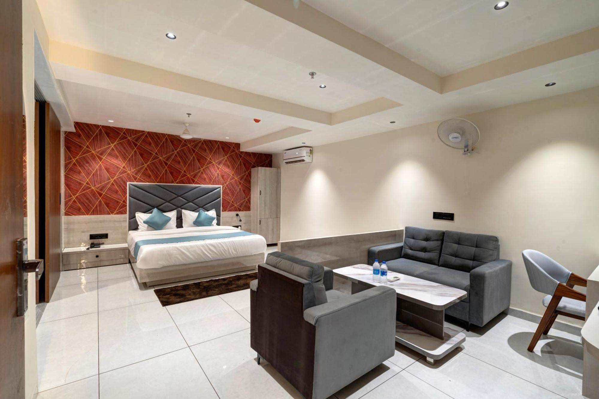 Hotel Shrimad Villa جاندي نجر المظهر الخارجي الصورة