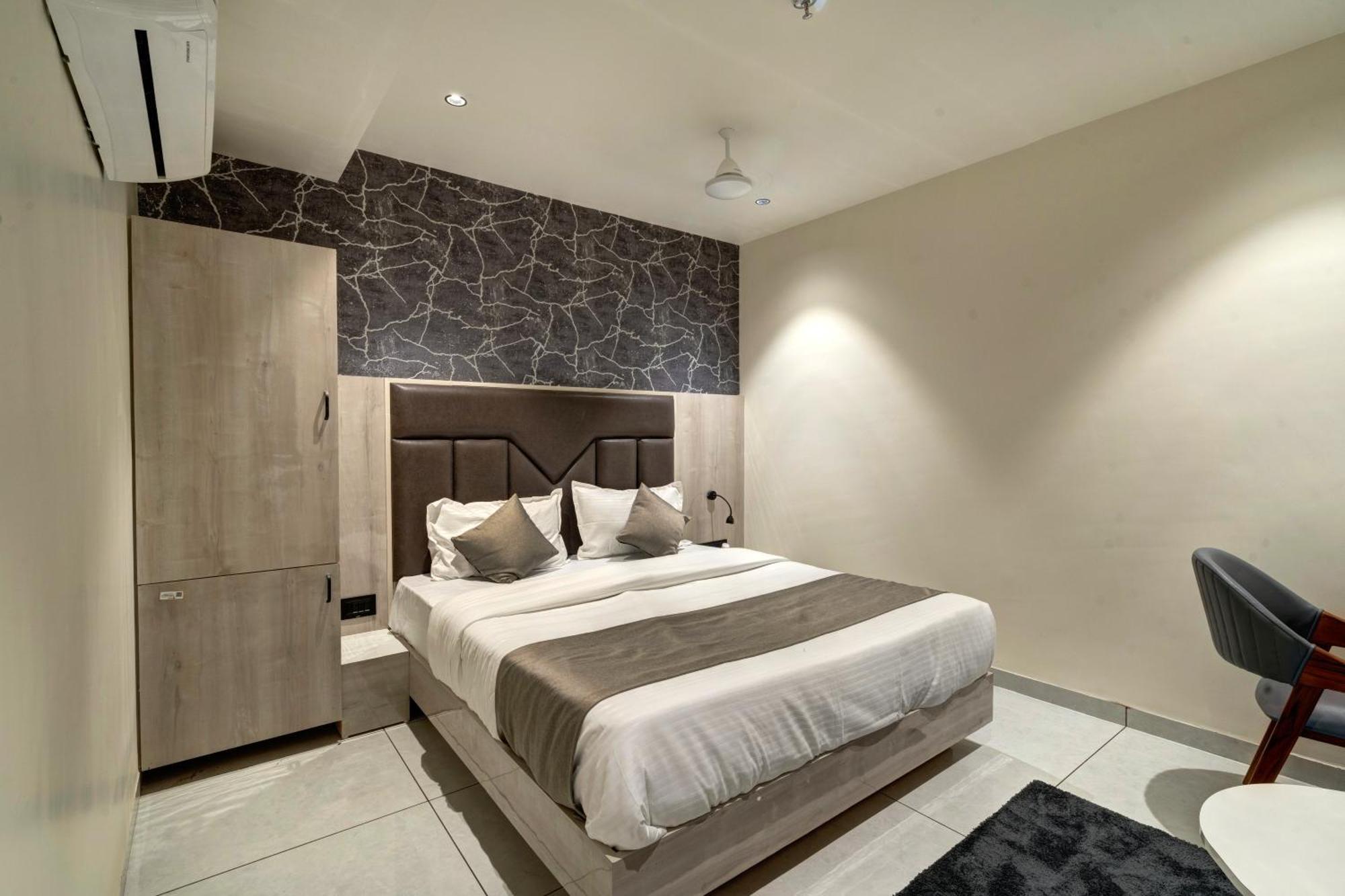 Hotel Shrimad Villa جاندي نجر المظهر الخارجي الصورة