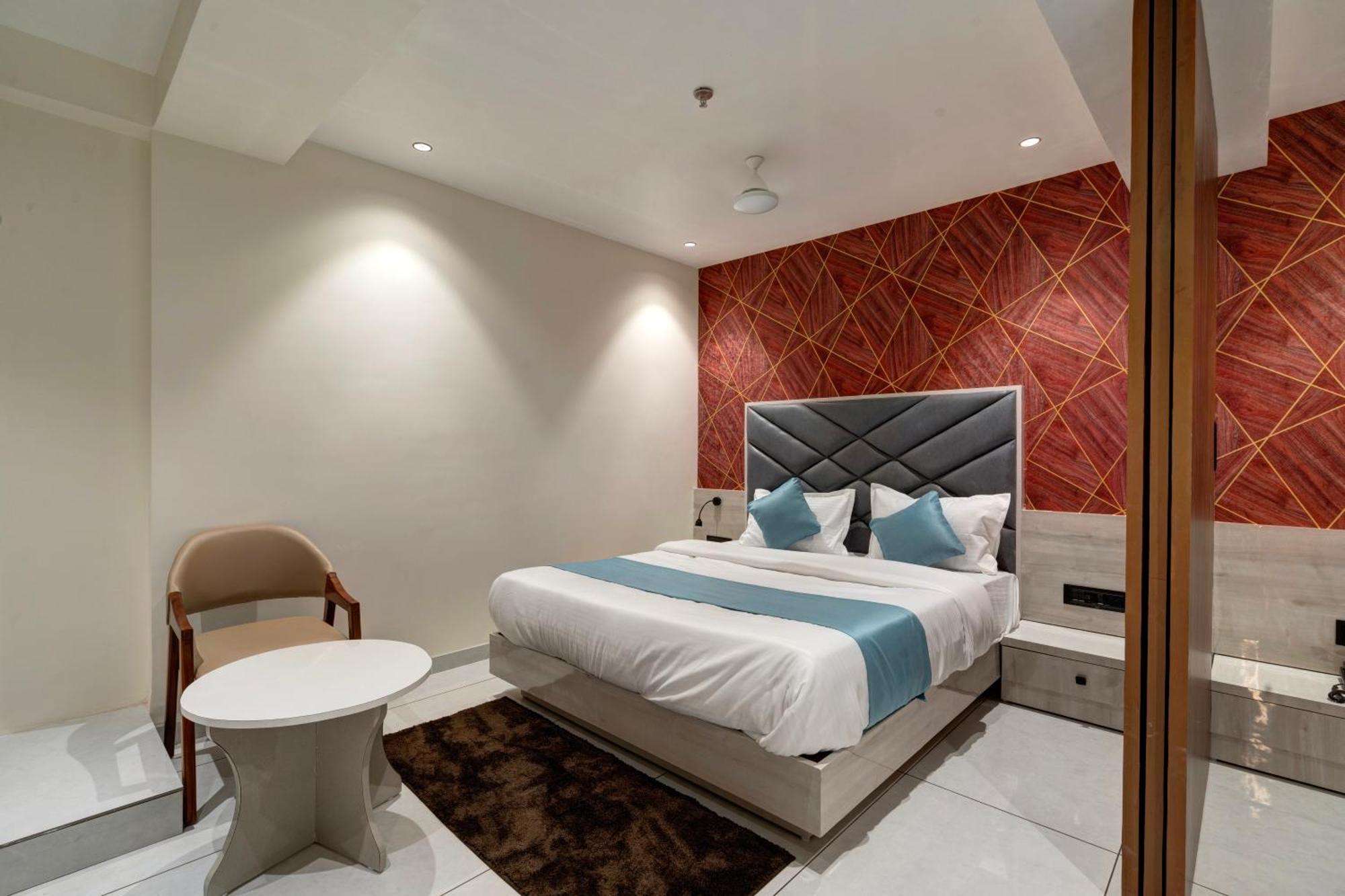 Hotel Shrimad Villa جاندي نجر المظهر الخارجي الصورة