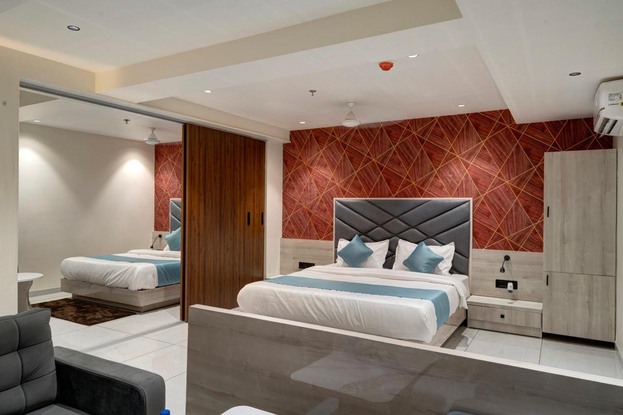 Hotel Shrimad Villa جاندي نجر المظهر الخارجي الصورة